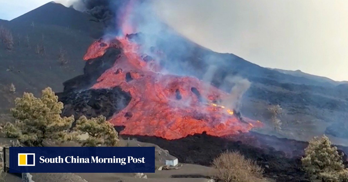 Lava from the La Palma volcano burns cement works and leads to closure