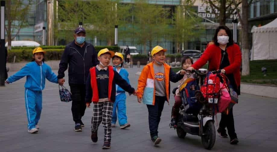 China’s population is growing, but the birth rate falls to a record low in 2021