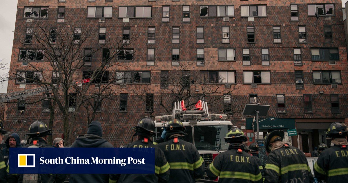 Nineteen dead in major fire in apartment block in New York City